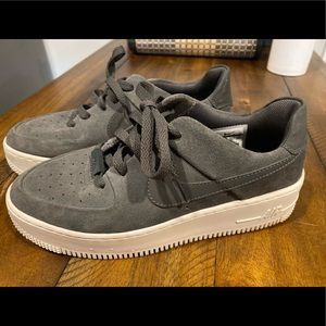 Nike Air Force 1 Sage/Suede